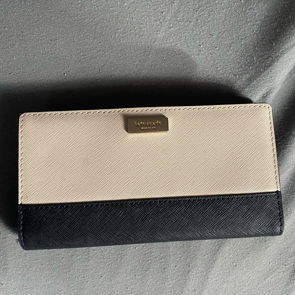 Kate Spade slim bifold Spencer wallet